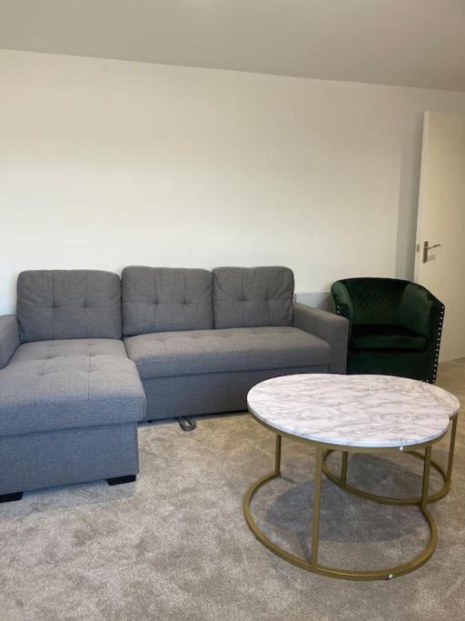 Apartment Balmoral 6 - Sleeps Two *